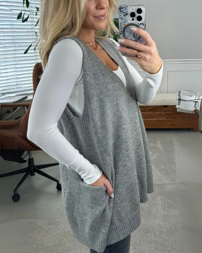 AROLA | Cozy Knit Vest