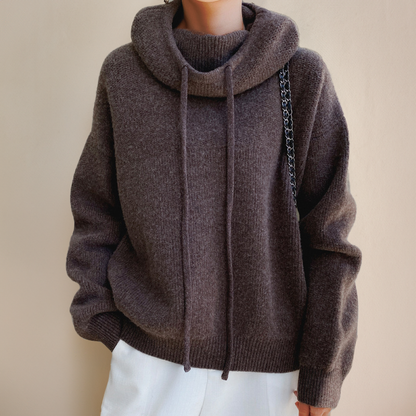 Fee | Cozy Hooded Pullover Style