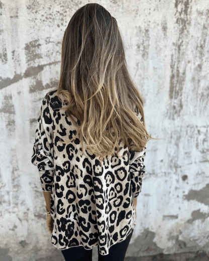 Elvéra | Women’s Casual Top with Leopard Print